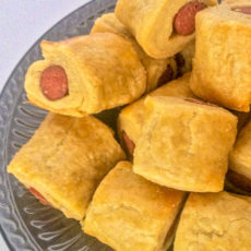 Golden melt-in-the-mouth and flavoursome Nigerian sausage roll